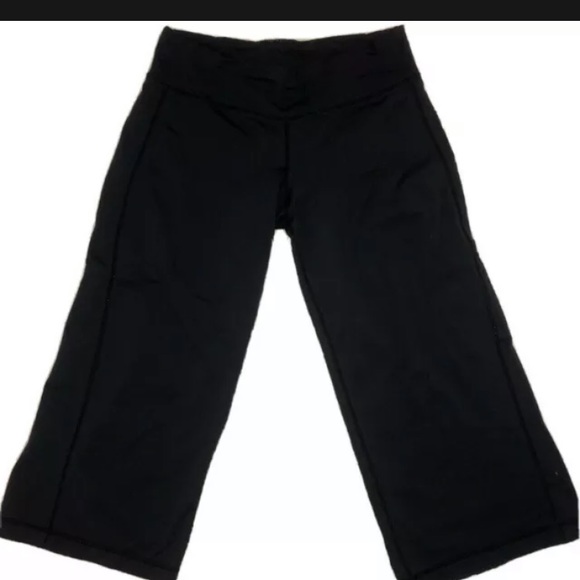 lululemon athletica Pants - Lululemon Cropped Yoga Pants XS